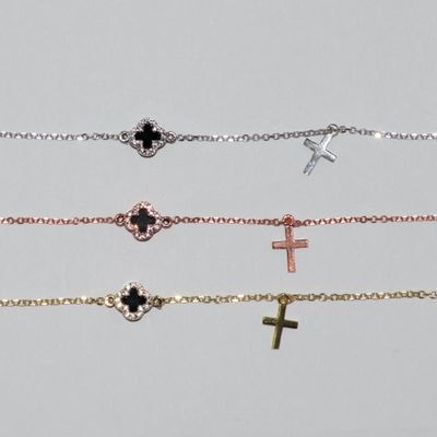 B133 Double Face Cross Design Bracelet Size 1
