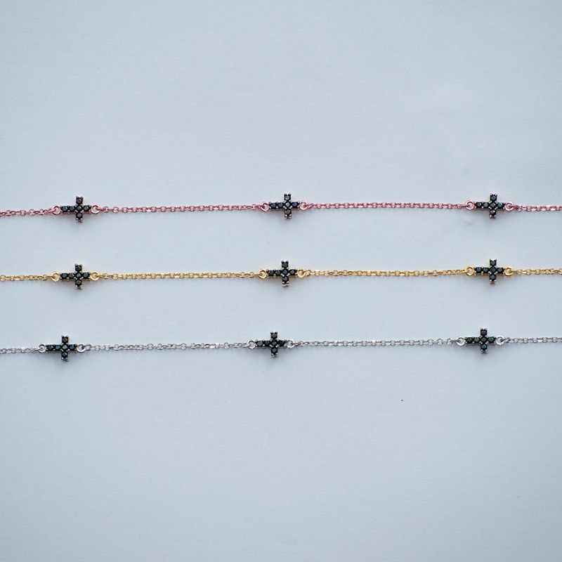 B077 Double Faced Cross Bracelet